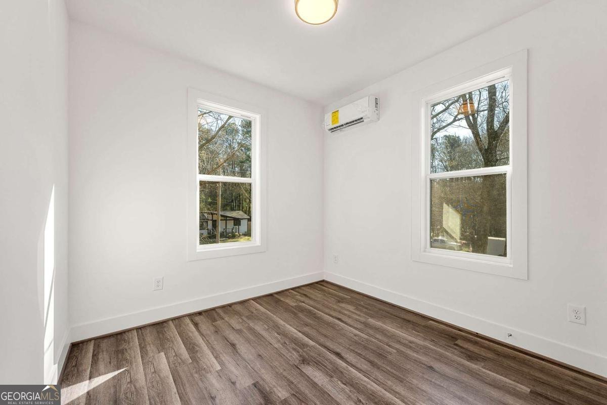 1092 Wedgewood Drive Atlanta - 18