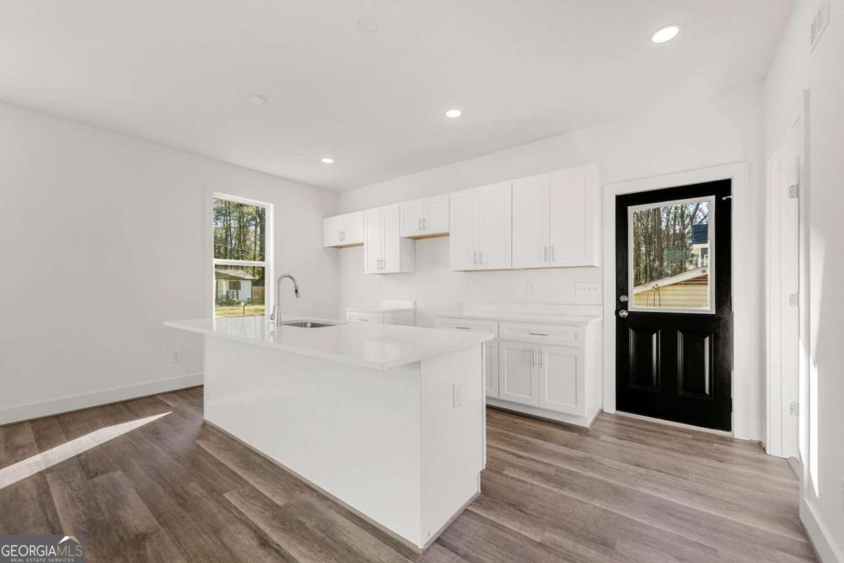 1092 Wedgewood Drive Atlanta - 9