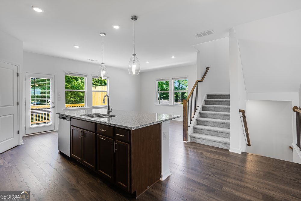 1745 Lansmere Street Marietta - 5