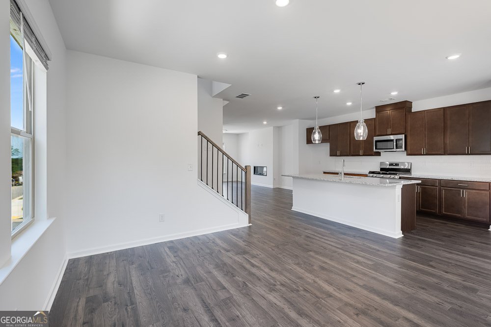 1745 Lansmere Street Marietta - 9