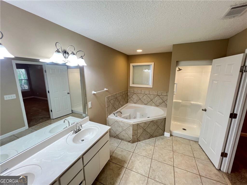325 & 327 Windridge Drive Brunswick - 14