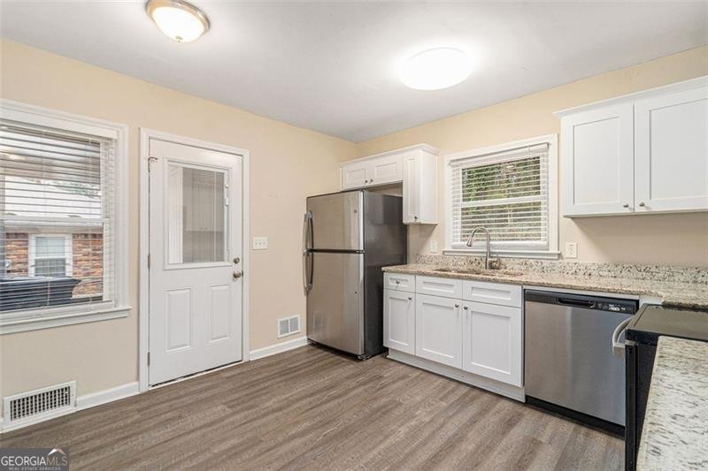 1883 WINDSOR Drive Atlanta - 8