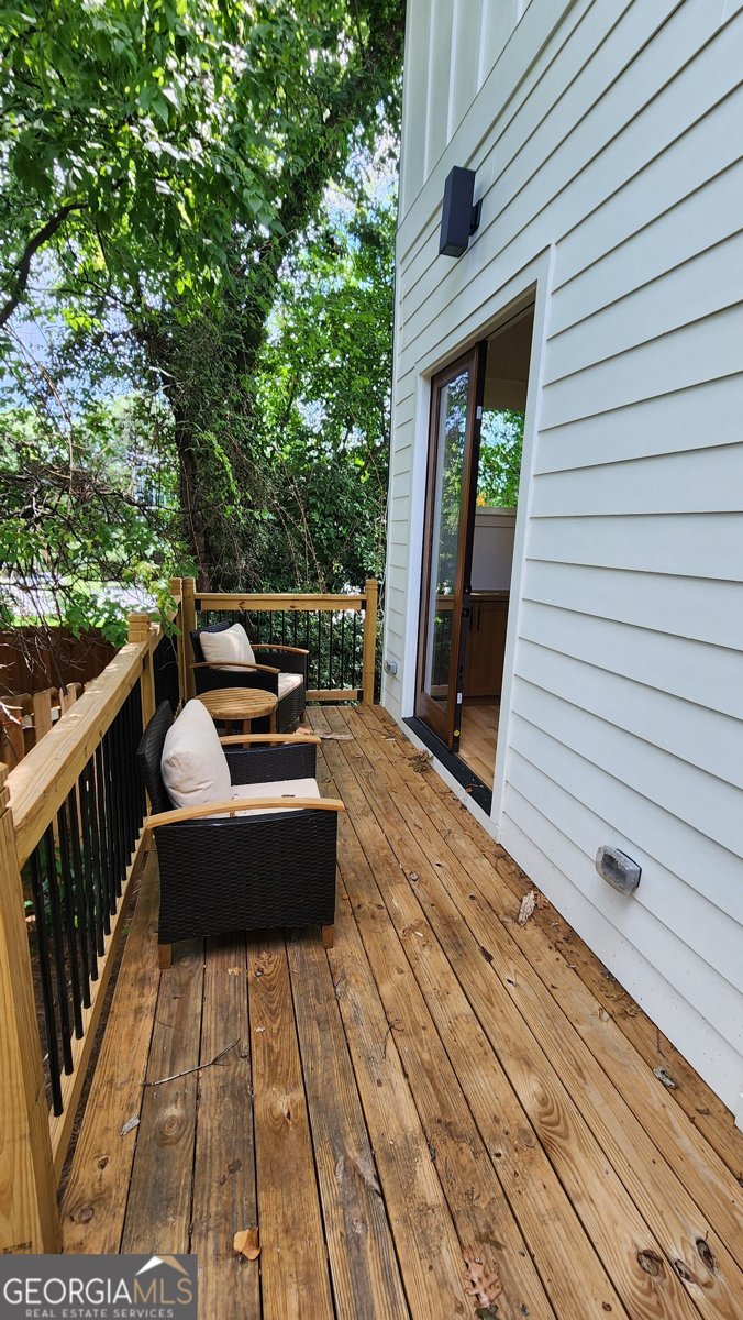 581 Sherwood Road Atlanta - 25