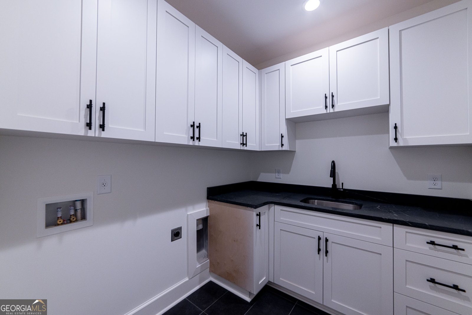 581 Sherwood Road Atlanta - 53