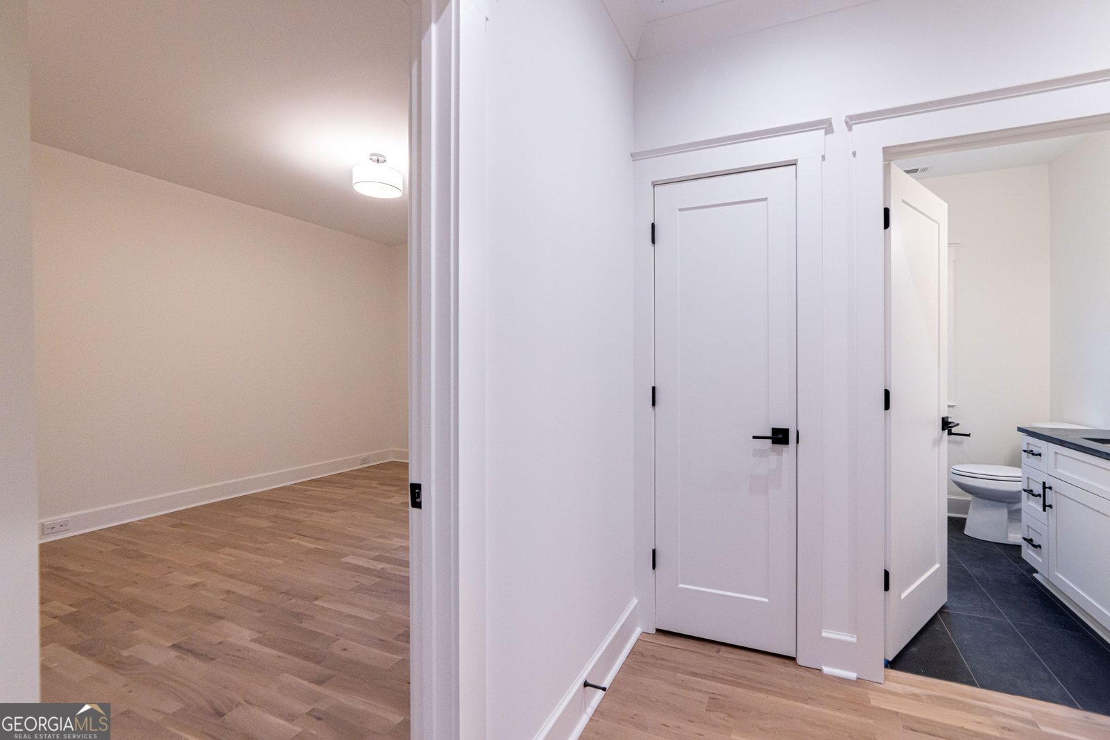 581 Sherwood Road Atlanta - 55