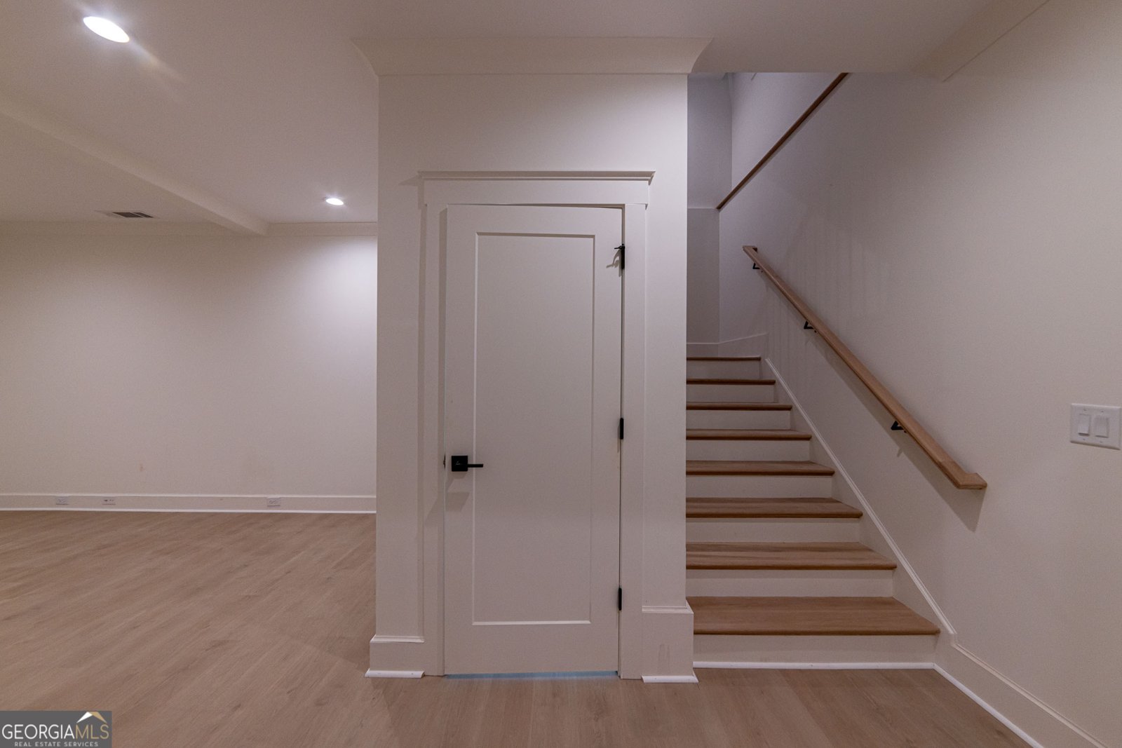 581 Sherwood Road Atlanta - 90
