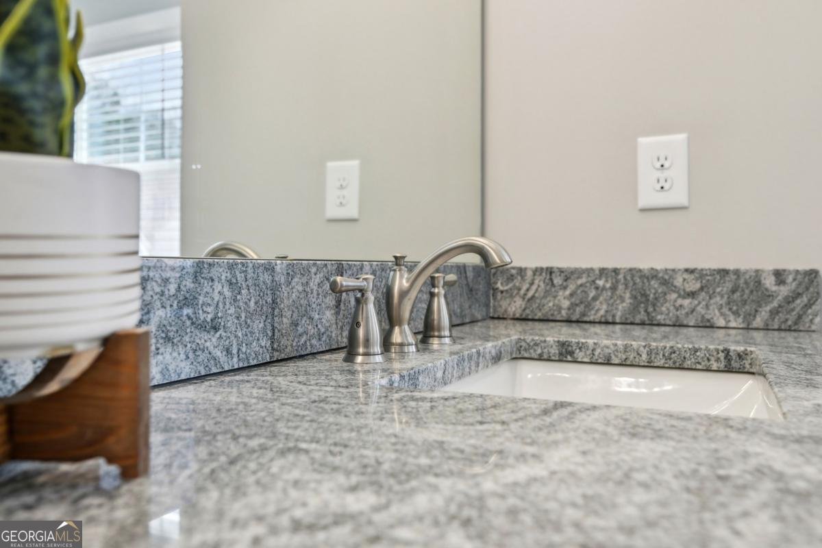 3139 Stonegate Drive Atlanta - 23