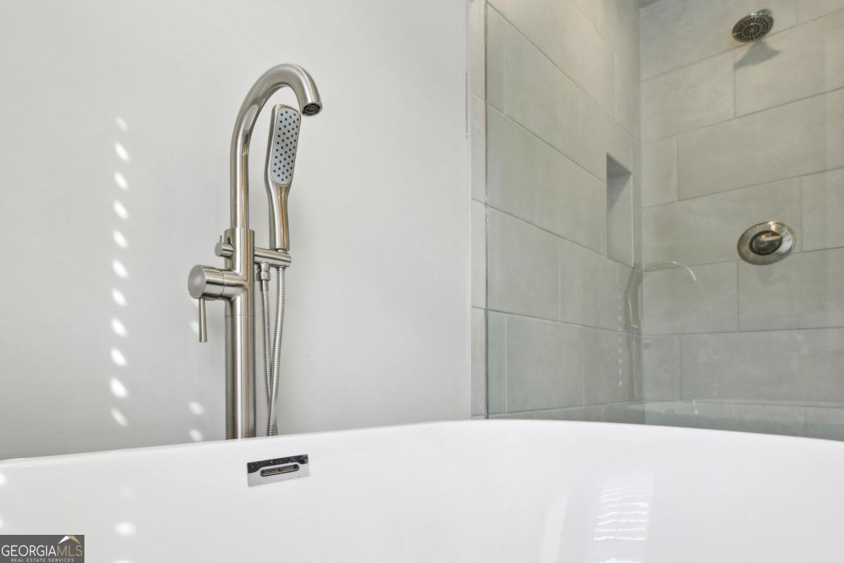 3143 Stonegate Drive Atlanta - 22