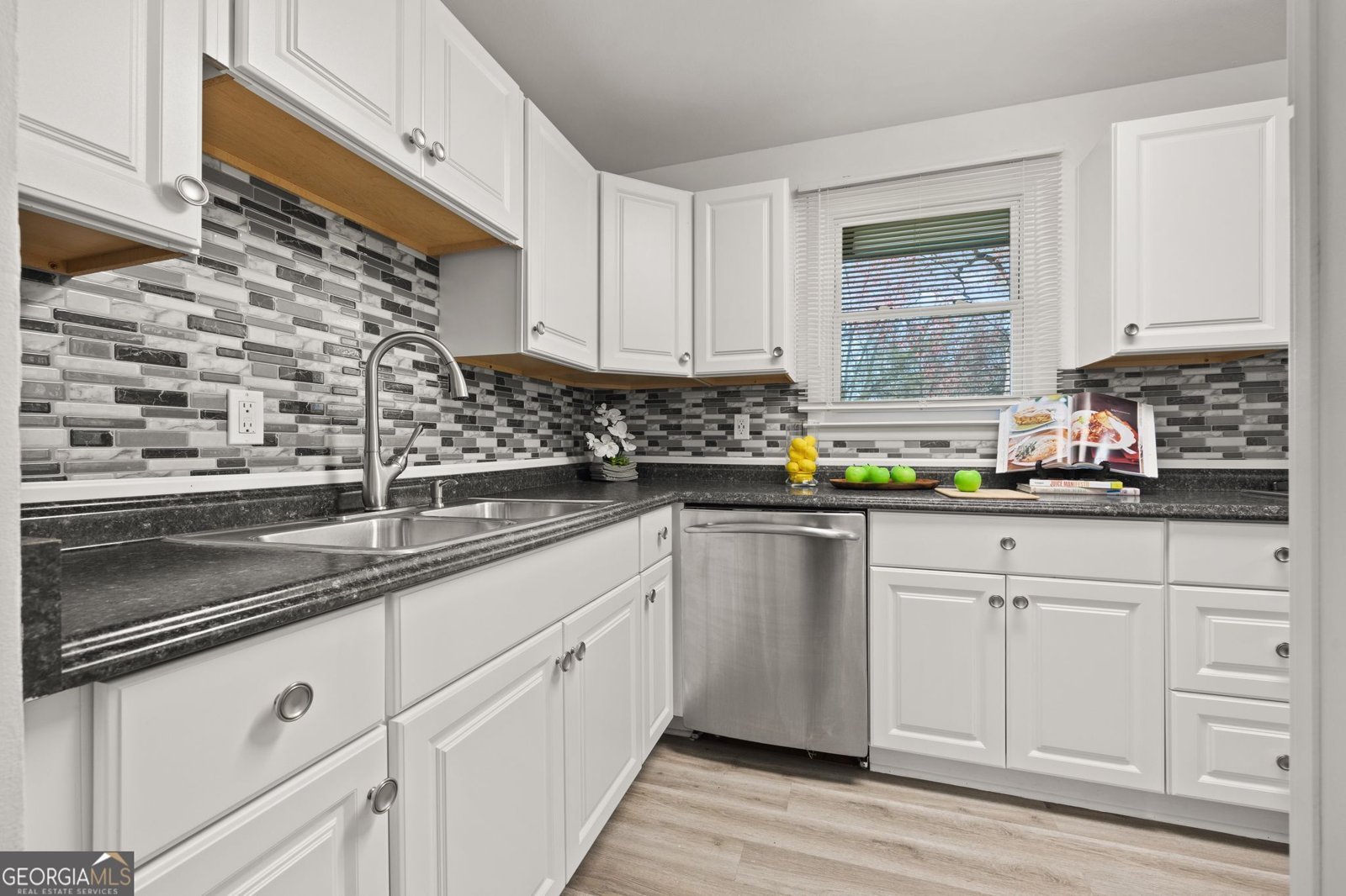 127 Oldenburg Drive Riverdale - 5