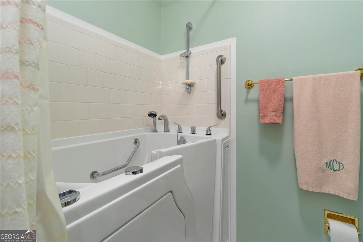 155 Fox Trace No Street Suffix Athens - 11