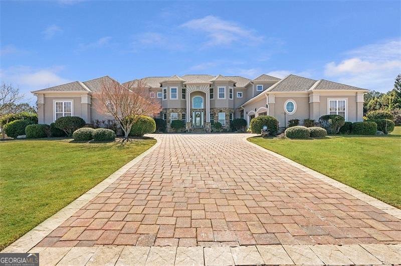 525 WATERS Way Fayetteville - 1
