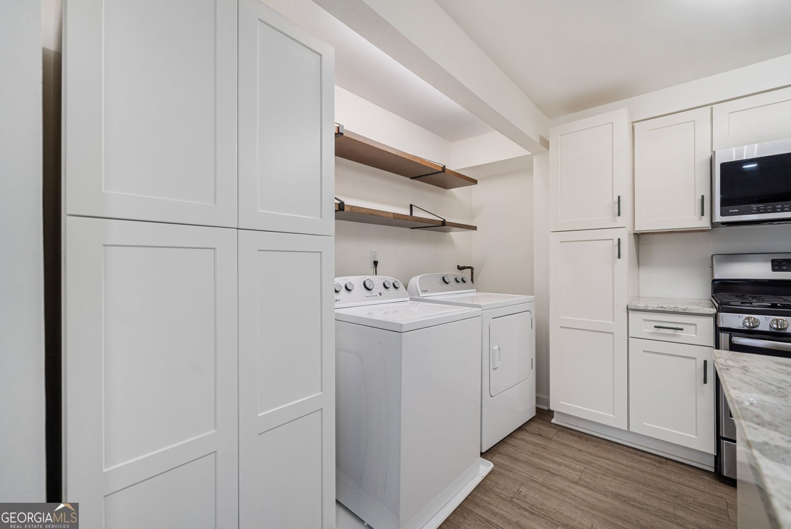 1379 KEYS LAKE Drive Brookhaven - 19