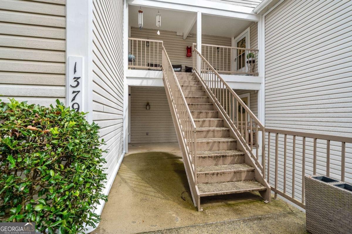 1379 KEYS LAKE Drive Brookhaven - 3