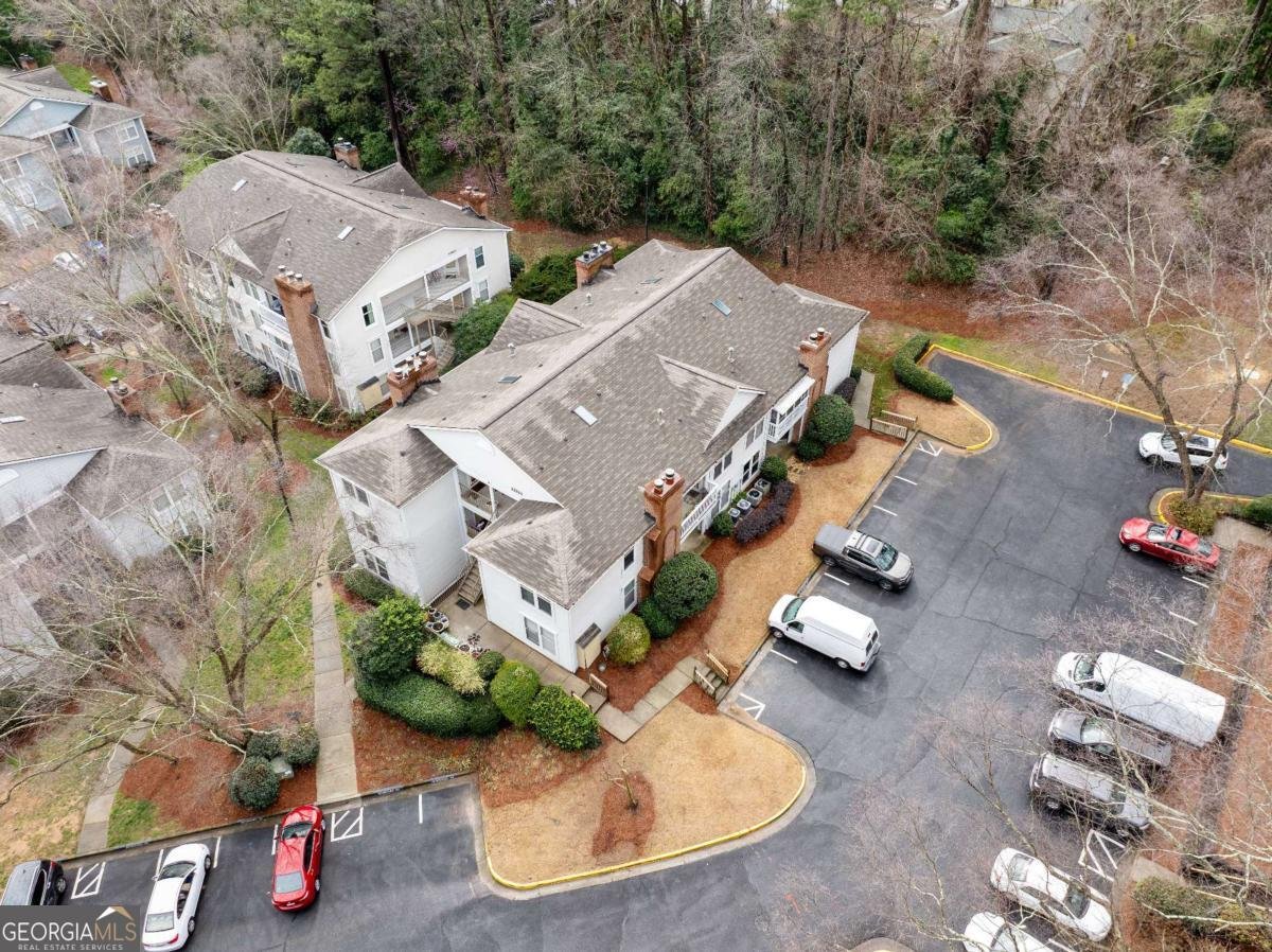 1379 KEYS LAKE Drive Brookhaven - 36
