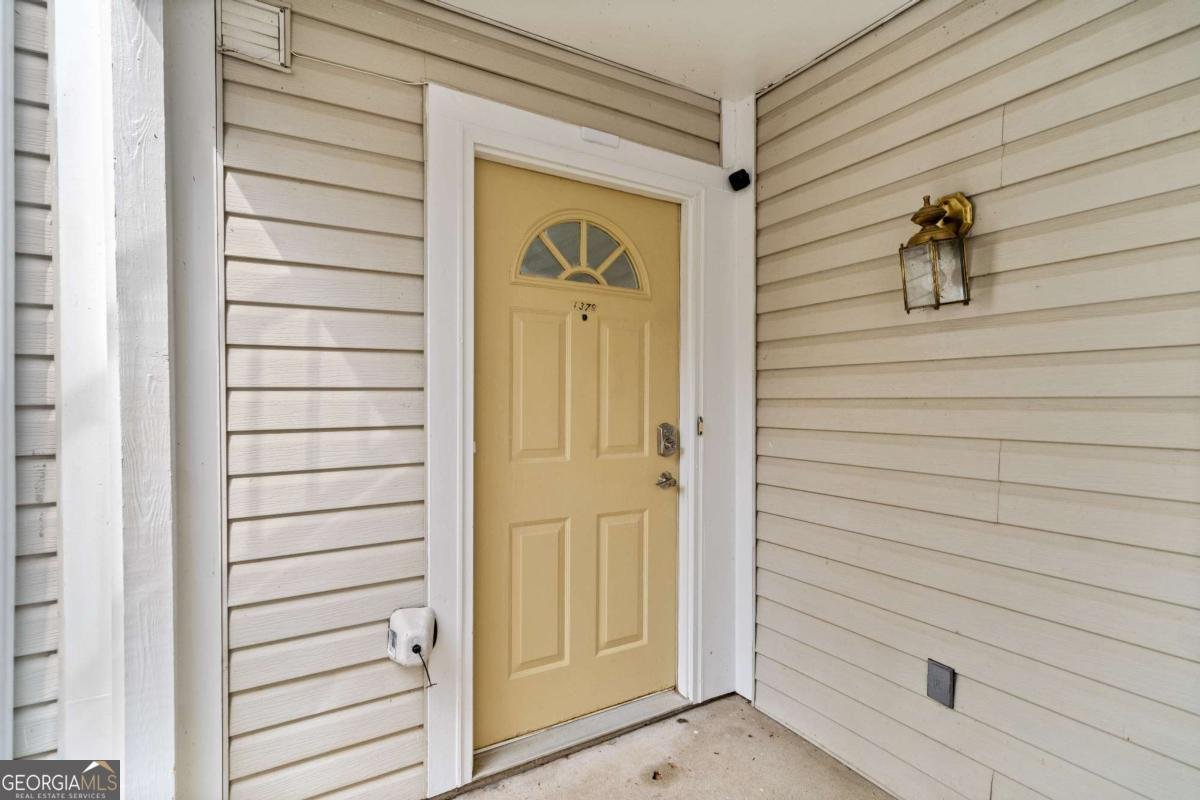 1379 KEYS LAKE Drive Brookhaven - 4