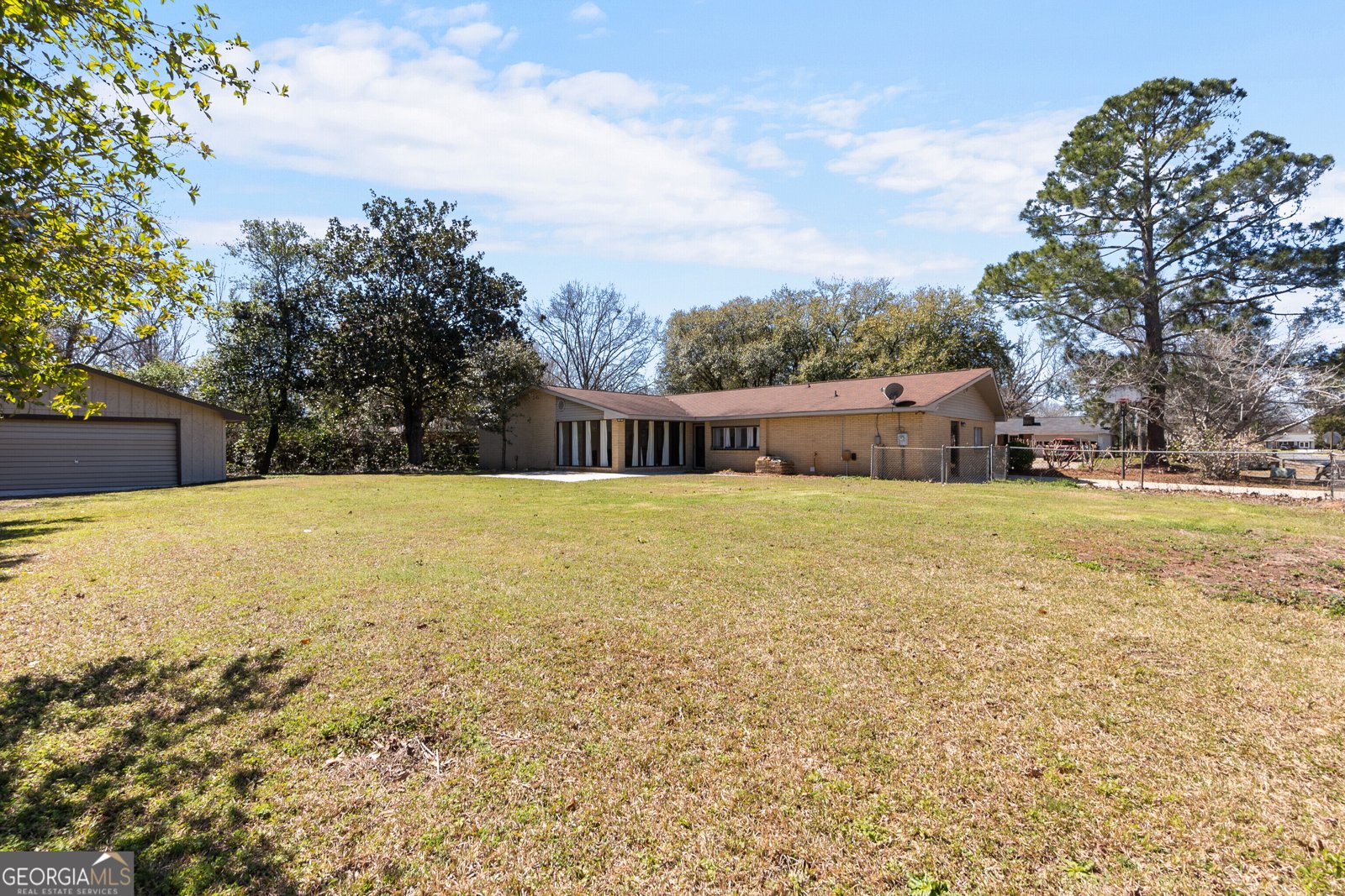 202 Avalon Drive Warner Robins - 34