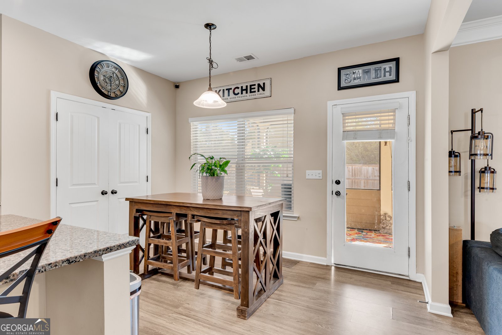 113 cherokee reserve Circle Canton - 7
