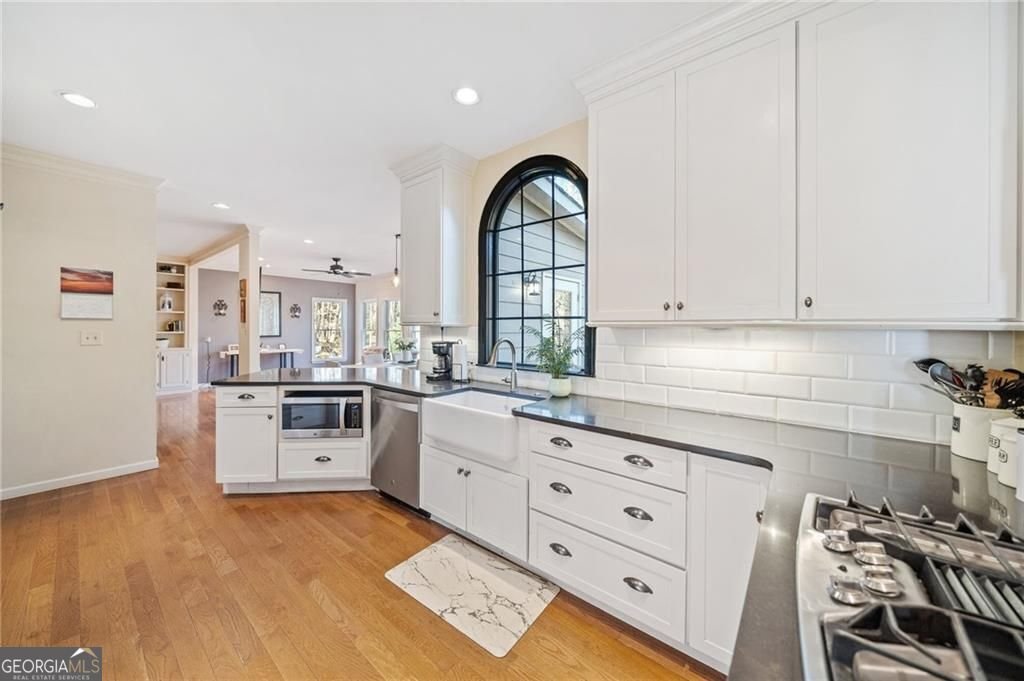 217 Colonial Drive Woodstock - 12