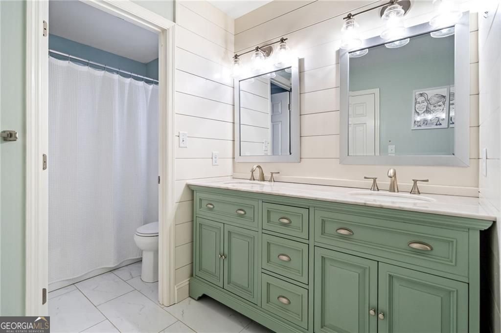 217 Colonial Drive Woodstock - 30