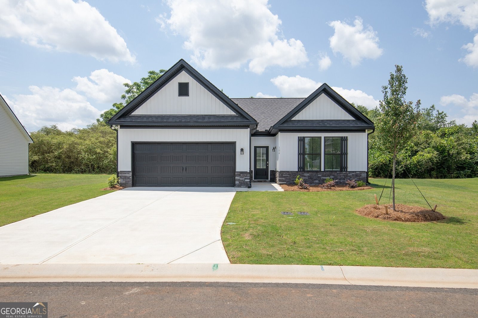 104 Breakwater Way Perry - 1