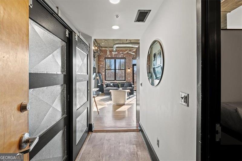 3235 Roswell Road Atlanta - 1