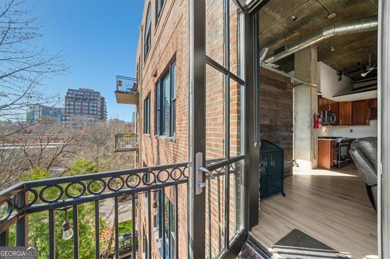 3235 Roswell Road Atlanta - 27