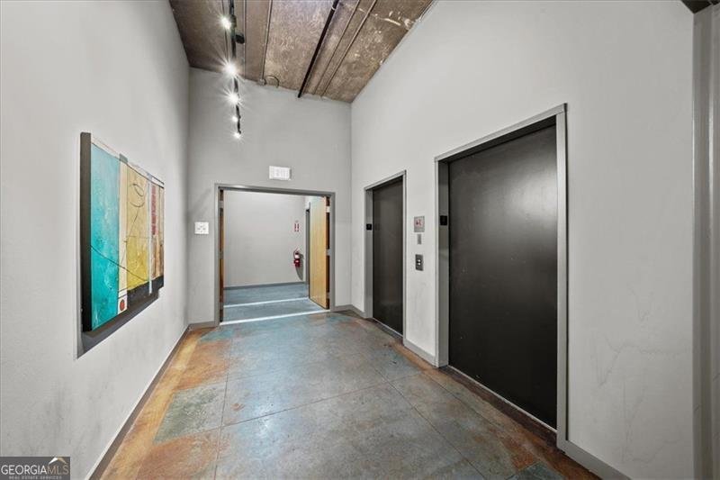 3235 Roswell Road Atlanta - 28