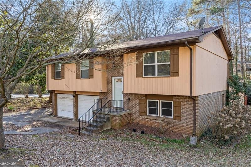 2101 NEWGATE Drive Decatur - 1
