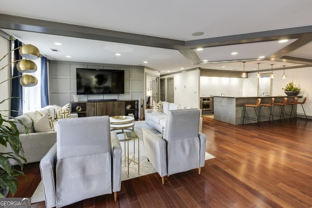 1101 Juniper Street Atlanta - 39