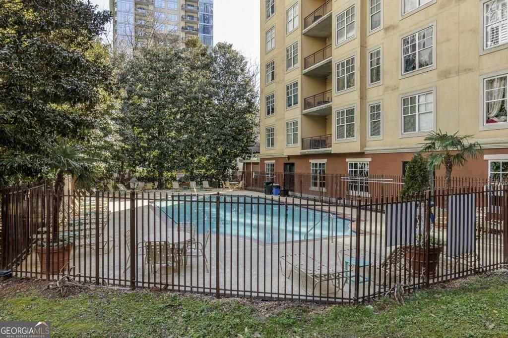 1101 Juniper Street Atlanta - 44
