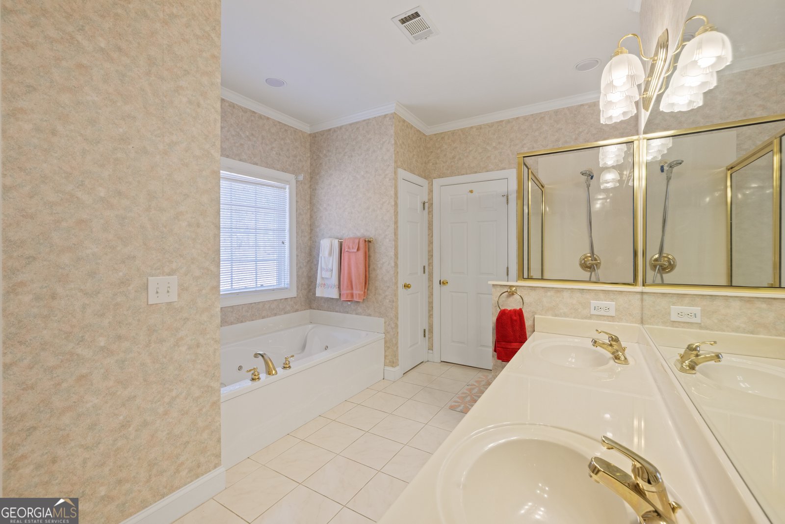 8424 Fairway Drive Covington - 24