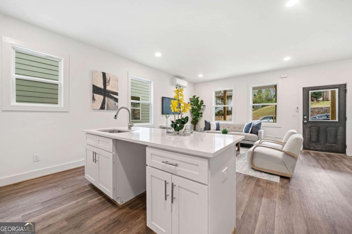 2664 Brown Street Atlanta - 9