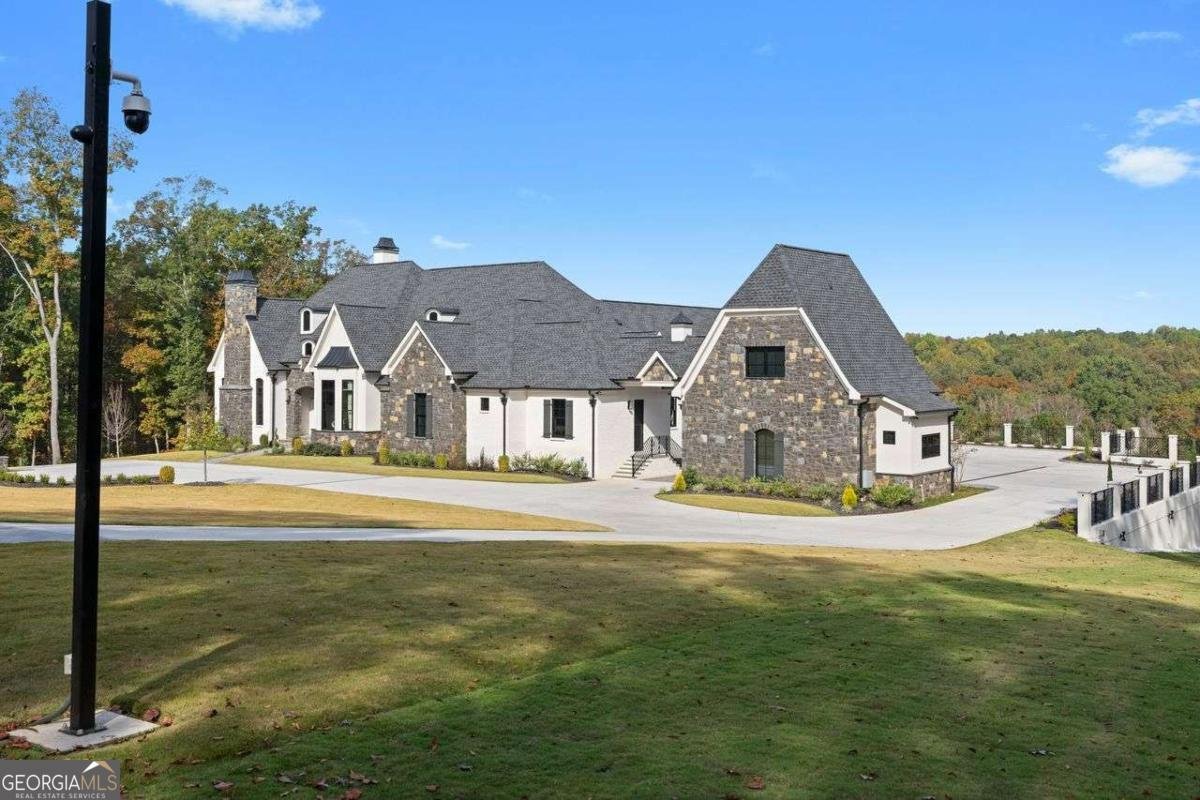 4100 OAK HILL Road Douglasville - 72