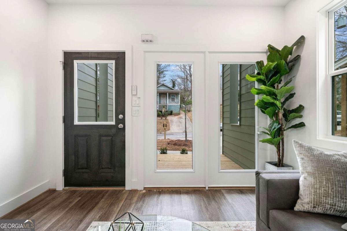 2668 Brown Street Atlanta - 4
