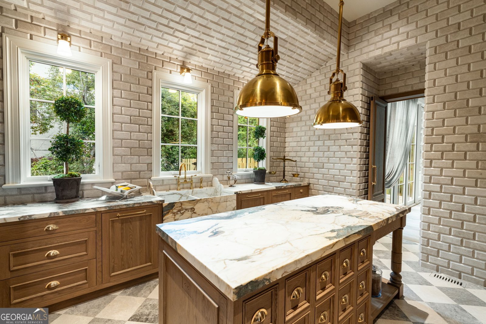 41 Blackland Road Atlanta - 27