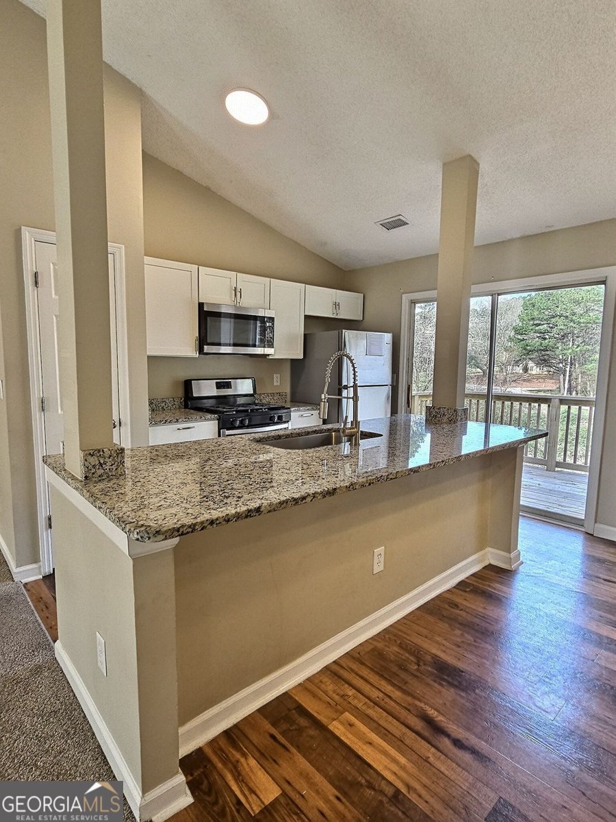 5550 McCrossin Circle Stonecrest - 6