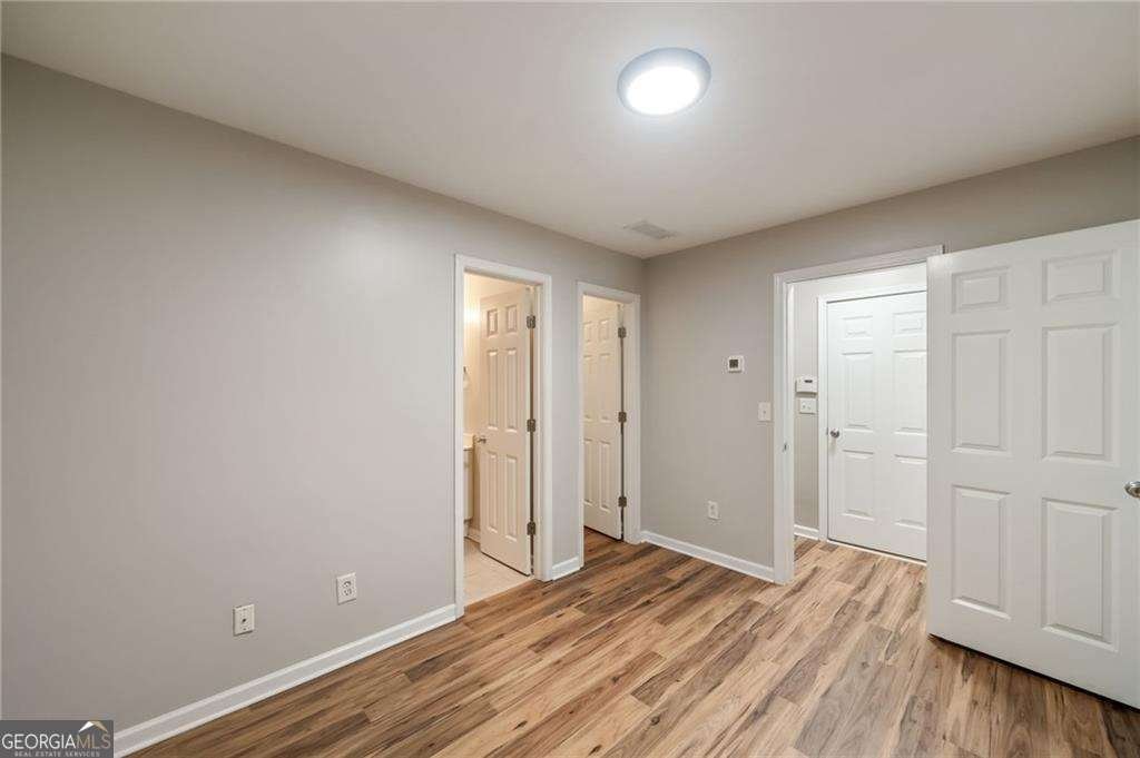 1096 Liberty Parkway Atlanta - 19