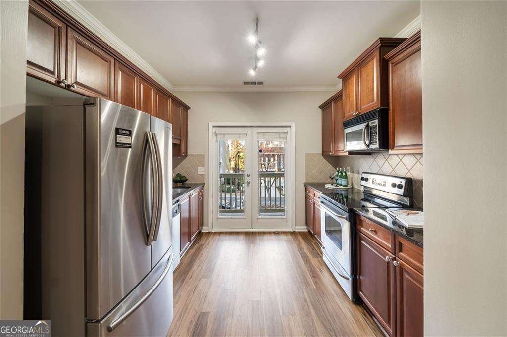 1096 Liberty Parkway Atlanta - 2