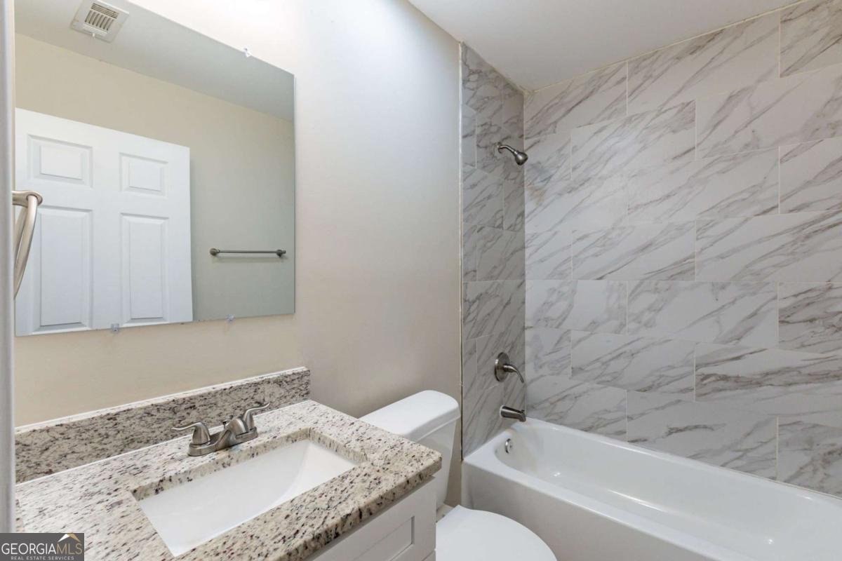 2303 Pinewood Drive Decatur - 23