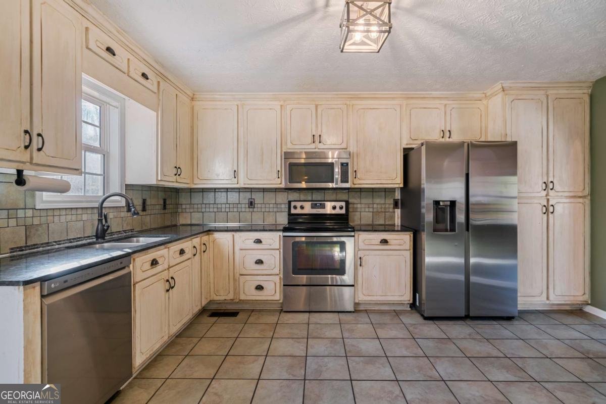 44 Cass Station Drive Cartersville - 7
