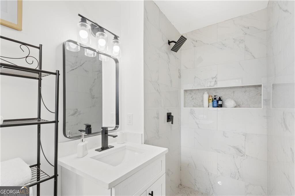 1066 Cleavemark Drive Clarkston - 20