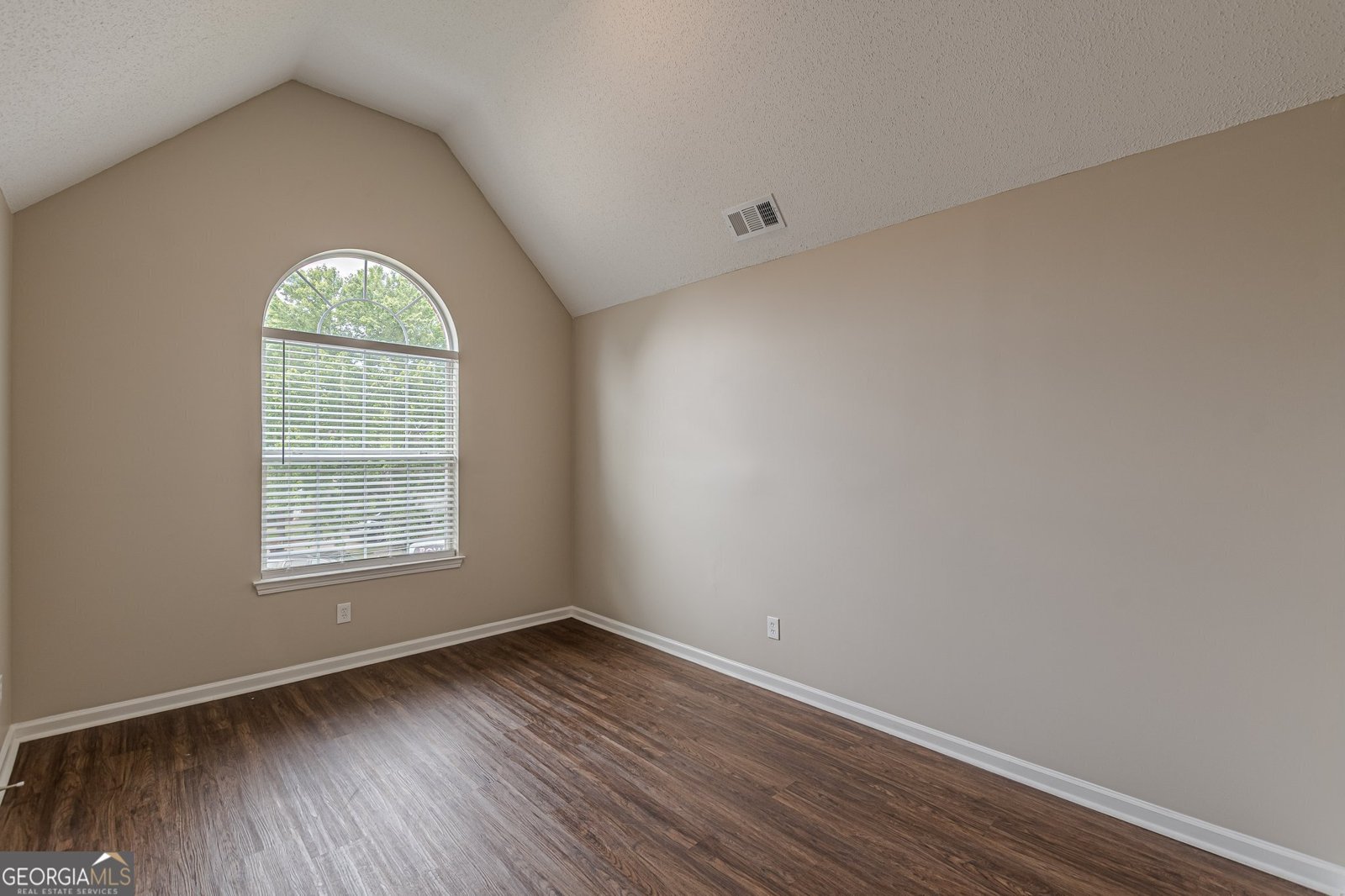 105 Kentwood Springs Drive Hampton - 34