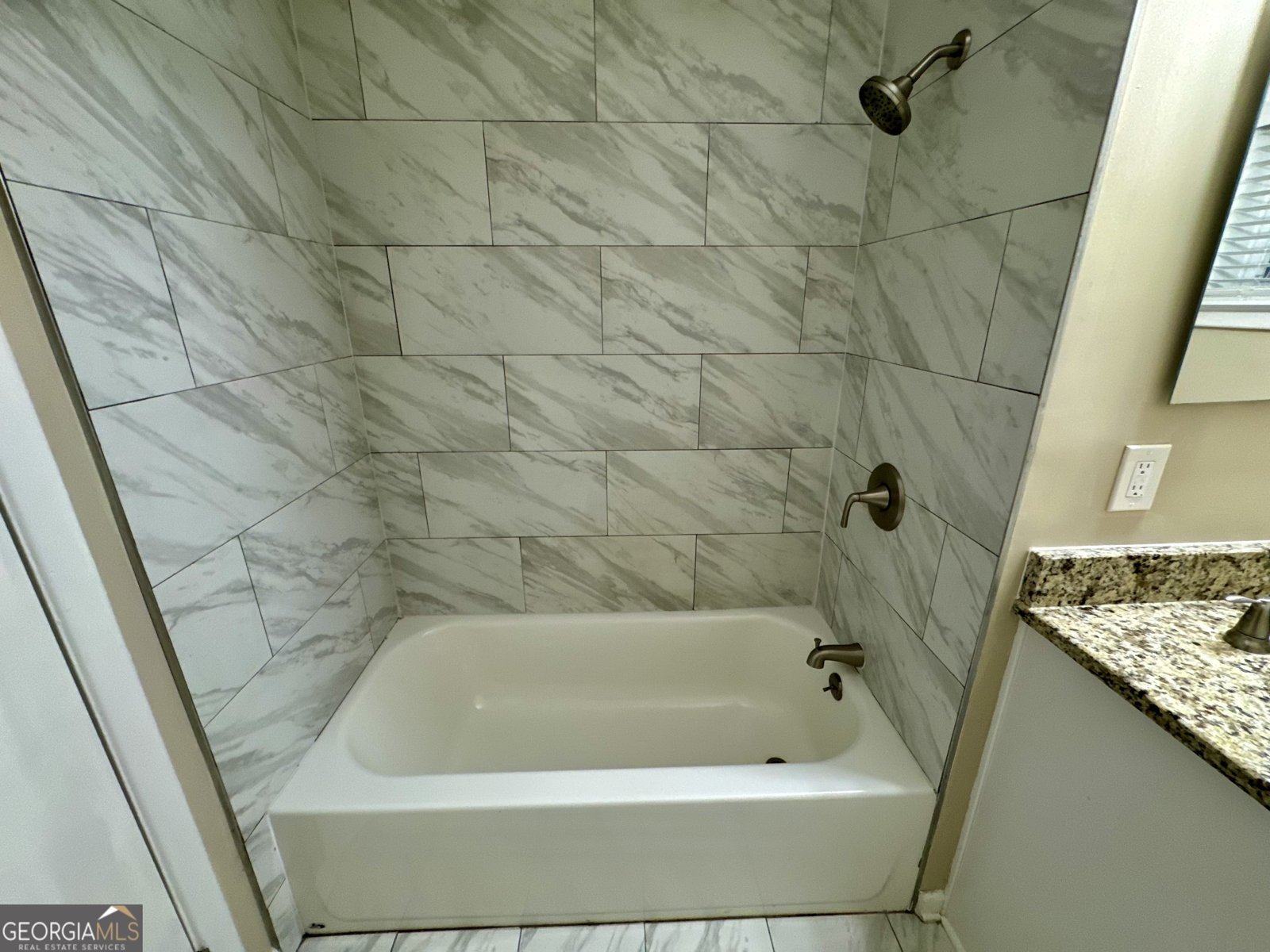 4352 Glenwood Parkway Decatur - 7