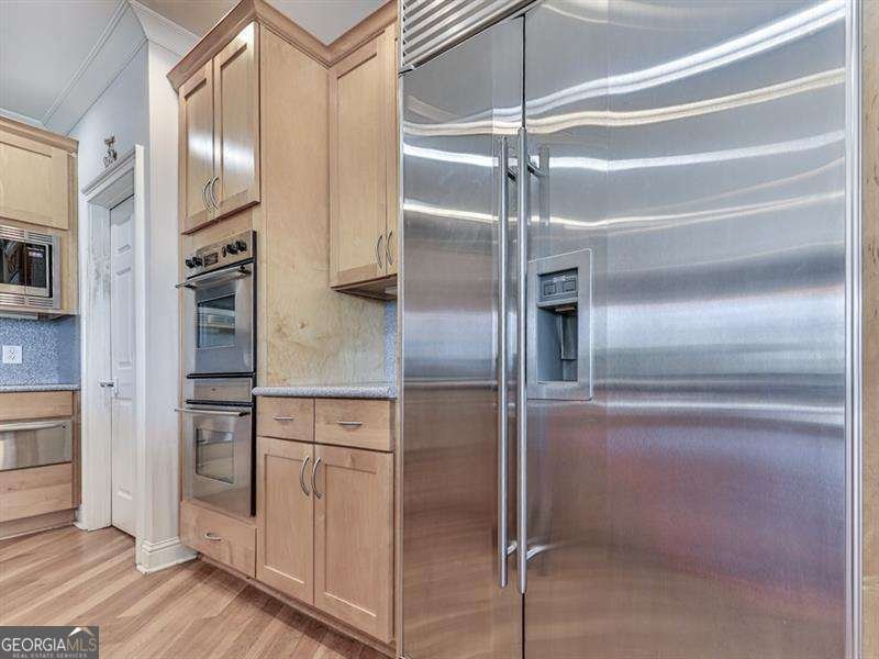 329 Lakebridge Crossing Canton - 11