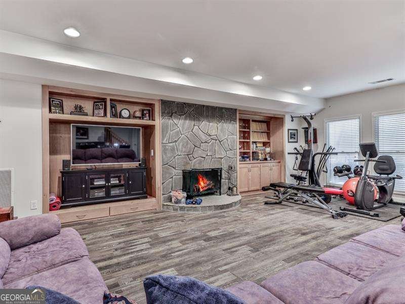 329 Lakebridge Crossing Canton - 39