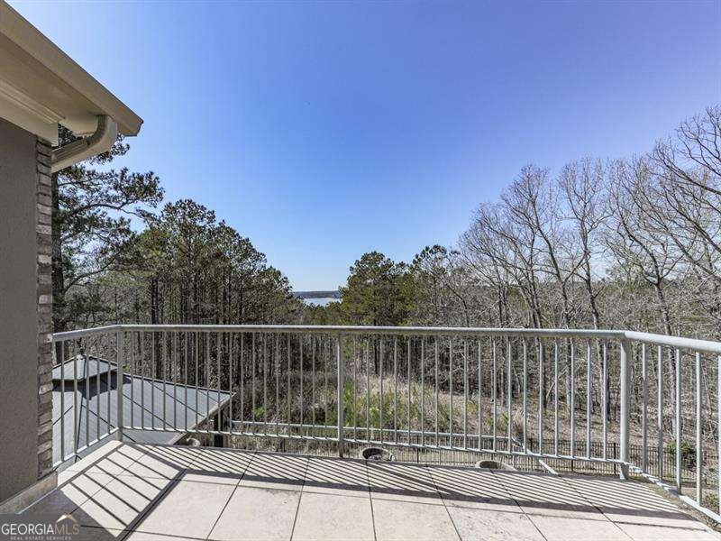 329 Lakebridge Crossing Canton - 48