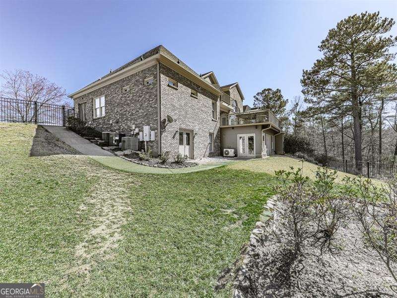 329 Lakebridge Crossing Canton - 64