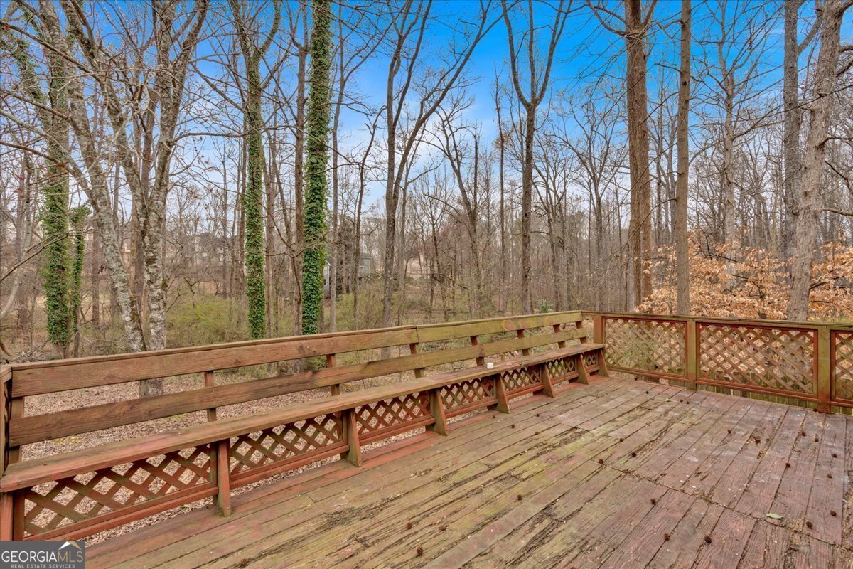 815 Oxford Hall Drive Lawrenceville - 17