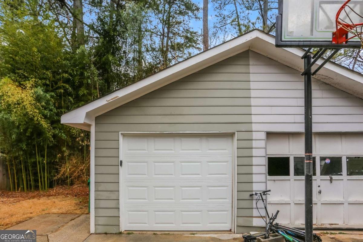 4893 Autumn Circle Stone Mountain - 15