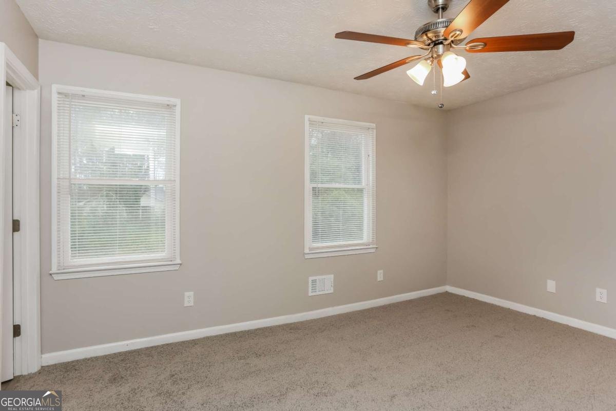 4893 Autumn Circle Stone Mountain - 5